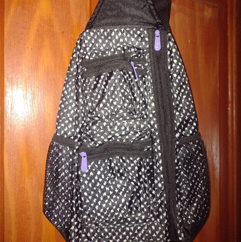 Thirty-one sling back bag